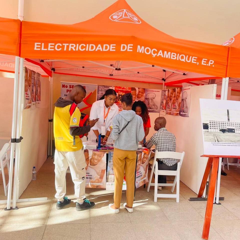 Sensibilização e distribuição de Auto-testes